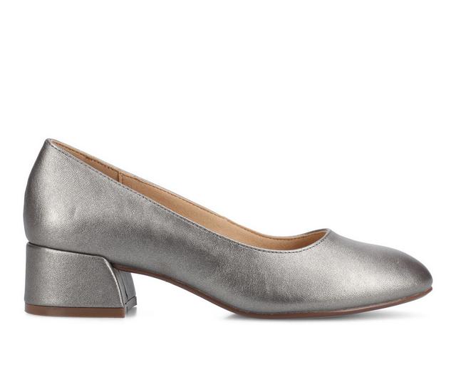Women's Journee Collection SaarII Pumps in Pewter color