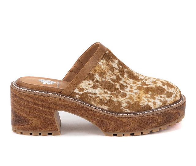 Women's Yellow Box Baylor Platform Clogs in Tan color