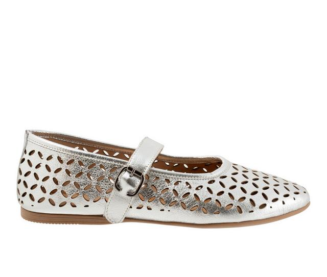 Women's Bueno Kehlani Flats in Dark Silver color