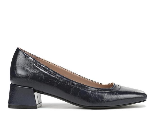 Women's Naturalizer Huntley Pumps in Navy color