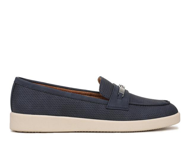 Women's Naturalizer Isla Loafers in Lux Navy color