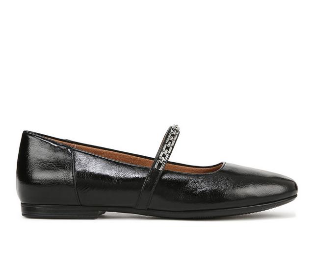 Women's Naturlizer Kelly Chain Flats in Black color