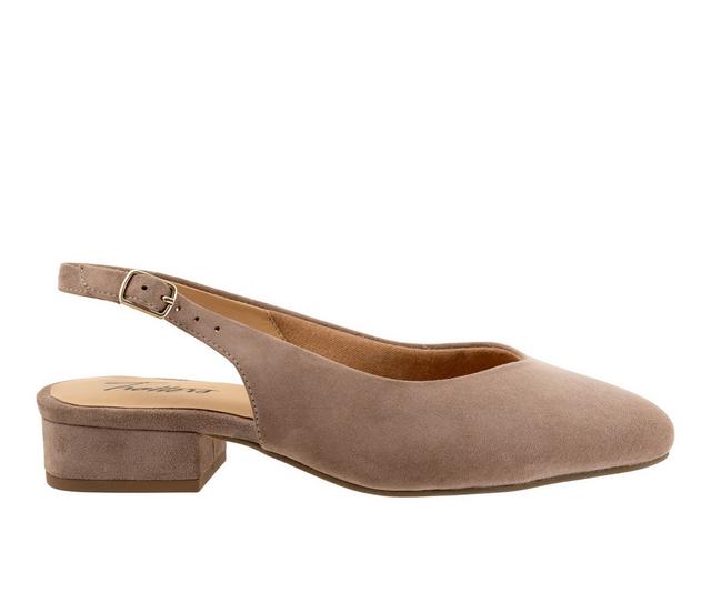 Women's Trotters Jessa Shoes in Taupe Suede color