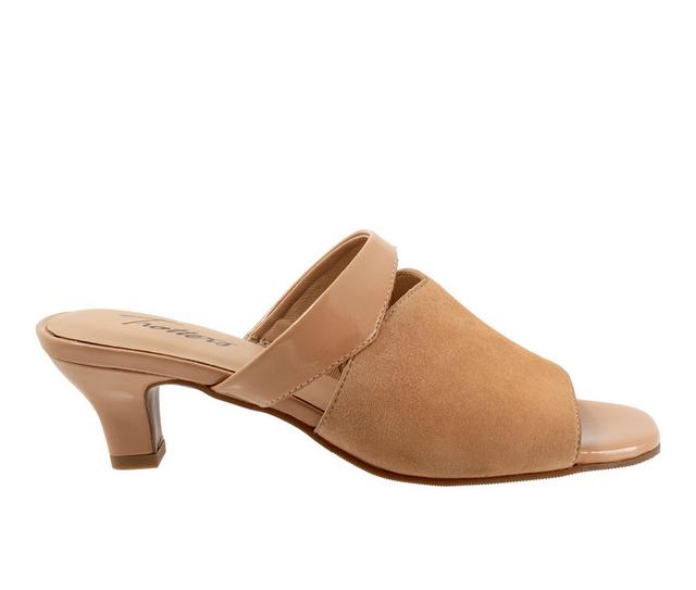 Women's Trotters Ninette Dress Sandals in Beige Suede color