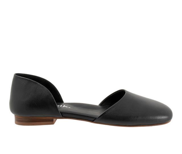 Women's Softwalk Kamari Flats in Black color