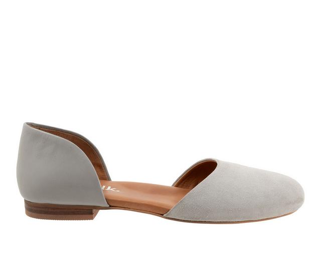 Women's Softwalk Kamari Flats in Mid Grey Suede color