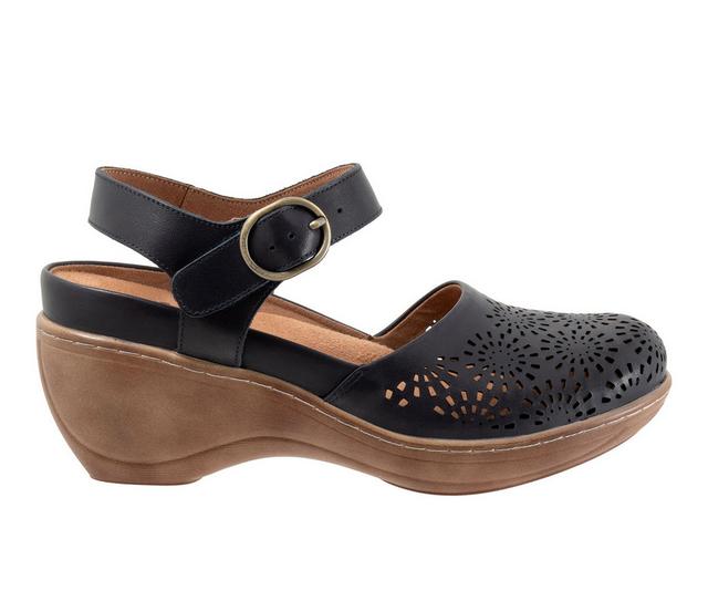 Women's Softwalk Mabelle Perf Clogs in Navy color