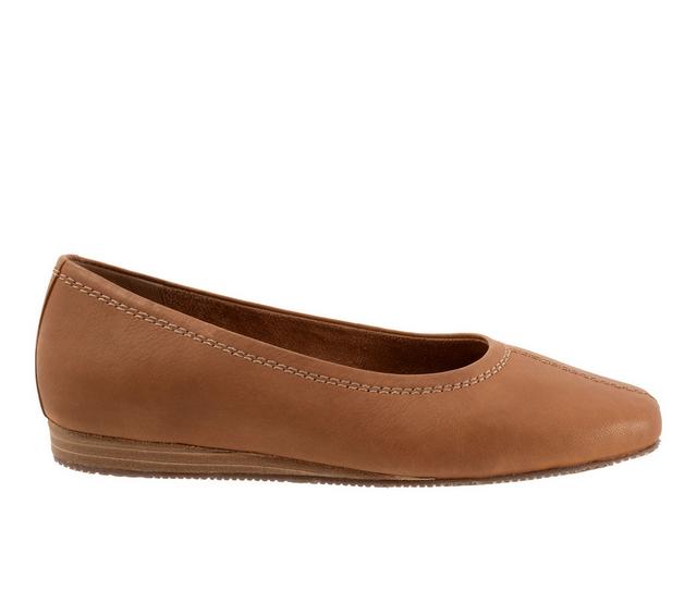 Women's Softwalk Vera Cruz Flats in Tan Pearlized color