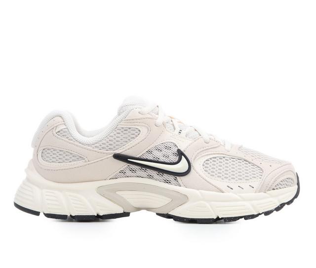 Women's Nike V5 RNR Suede Running Shoes in Lt Brn/Iv/Blk color