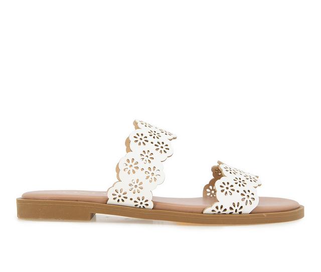 XOXO Mela Sandals in White color