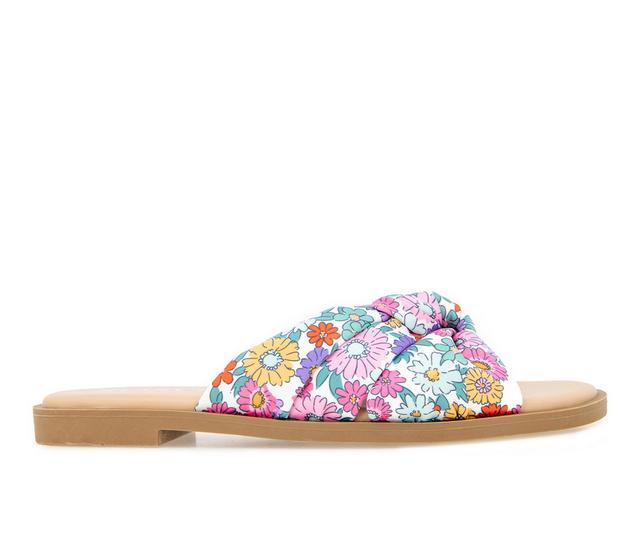 XOXO Menata Sandals in Multifloral color