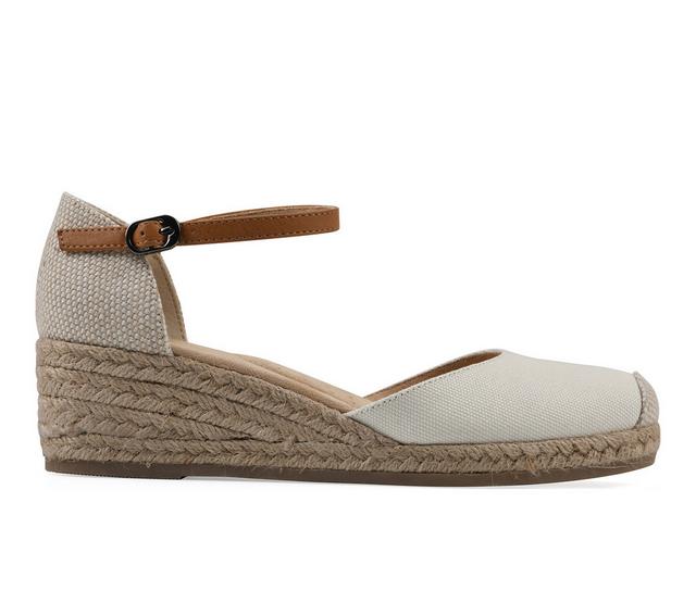 Women's White Mountain Maintain Wedge Sandals in Natural color