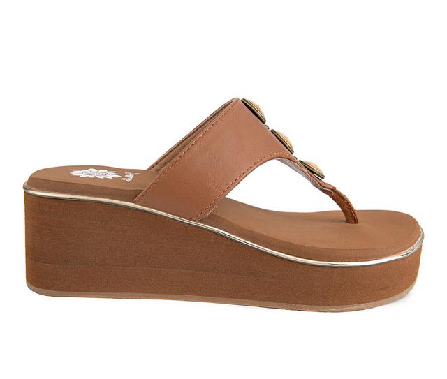 Women's Yellow Box Dazie Flip-Flops in Tan color