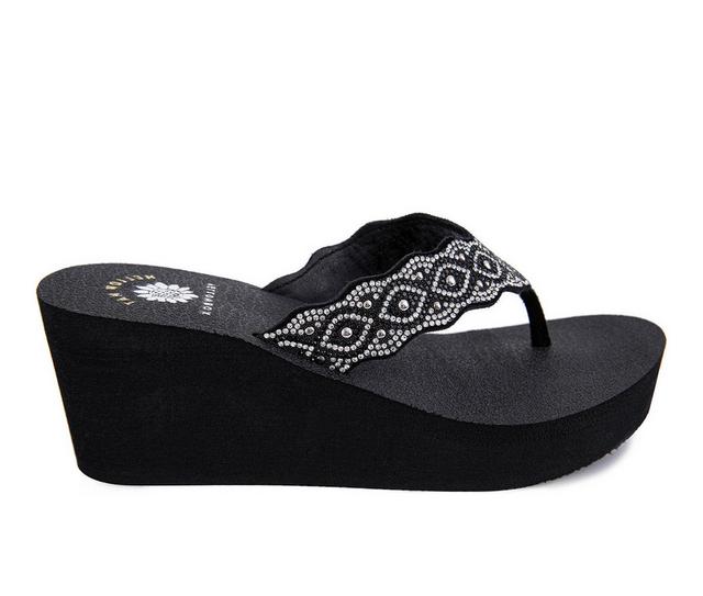 Women's Yellow Box Winny Flip-Flops in Black color