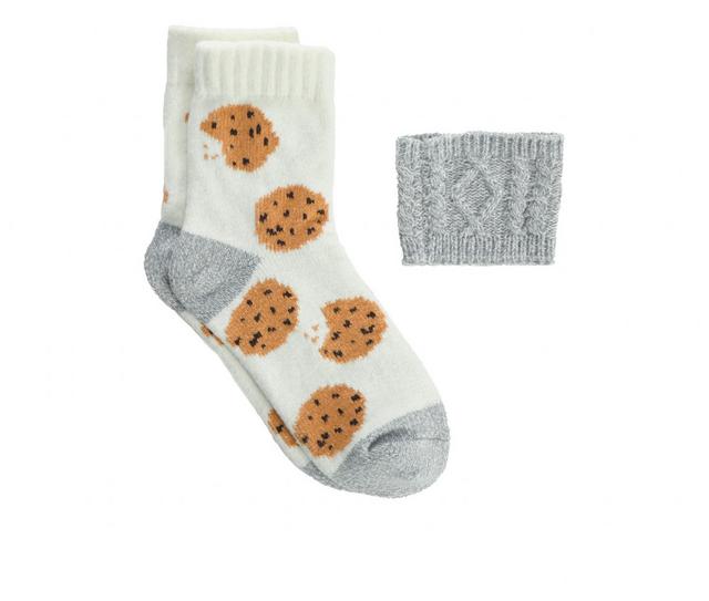 FireSide 1- Pair Womens Crew w/ Coffee Sweater in Multi Cookies color