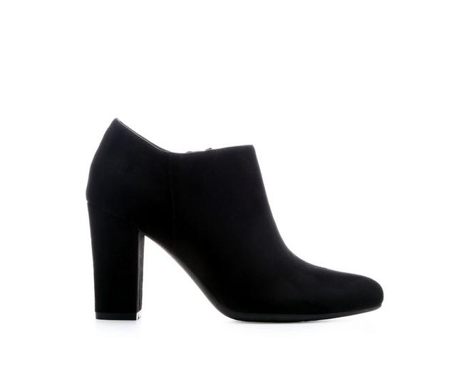 Women's Solanz Caitlin Booties in Black color