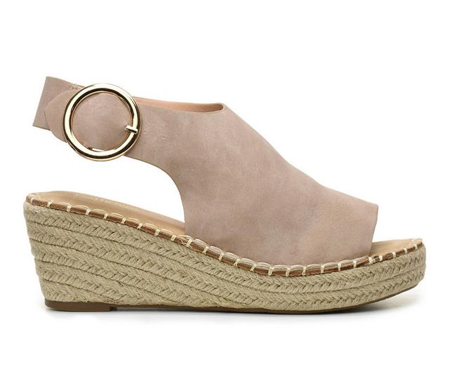 Catherine Malandrino Cirkly Wedges in Stone color