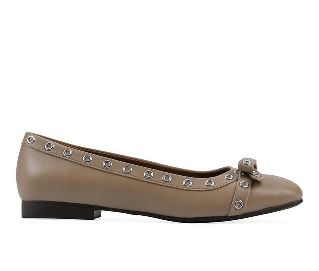 Women's White Mountain Bodhi Flats in Sand Smooth color