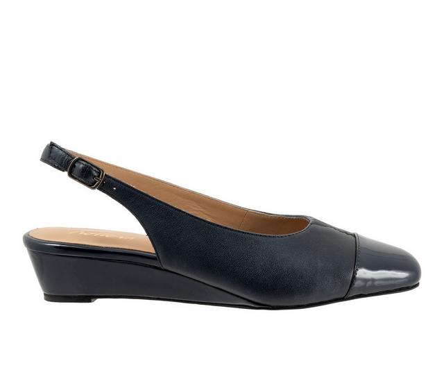 Women's Trotters Dea Wedge Wedges in Navy color