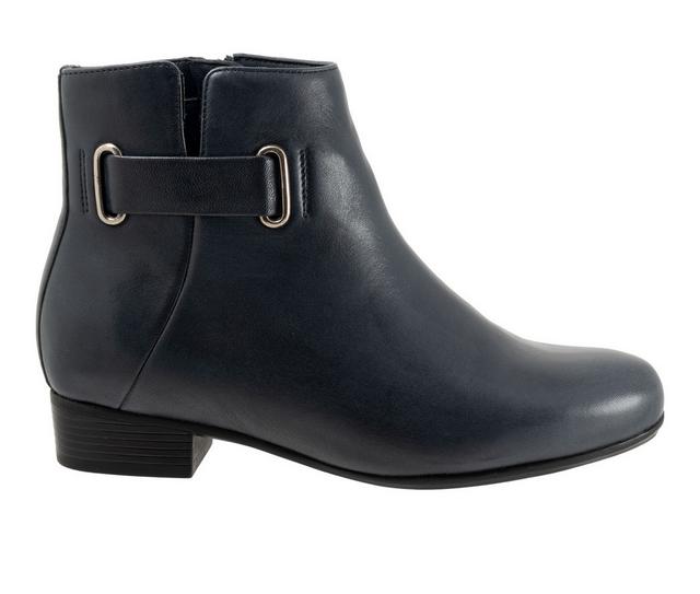 Women's Trotters Maxwell Booties in Navy color
