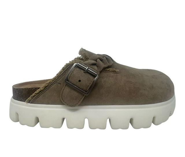 Women's Very G Cali in Taupe color