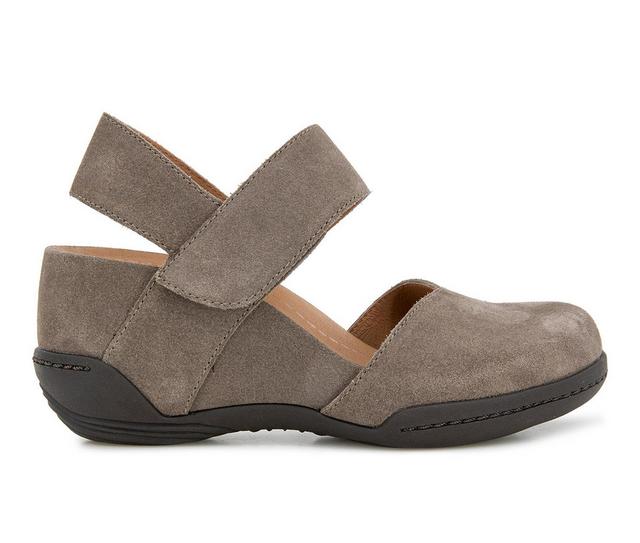 Women's Jambu Nia Wedges in Taupe color