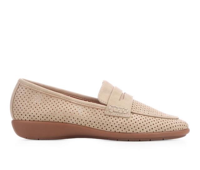 Women's Cliffs by White Mountain Samson Loafers in Natural color