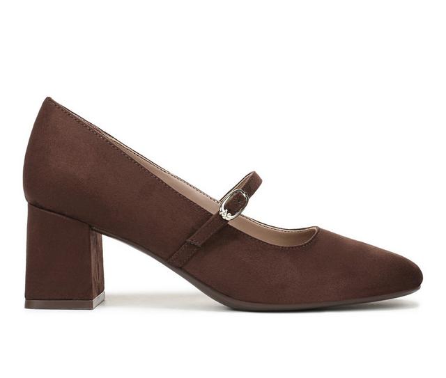 Women's Naturalizer Dancing Pumps in Chocolate color