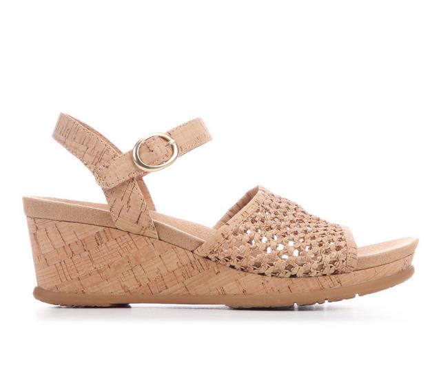 Women's Baretraps Fernelle Wedges in Natural/Cork color