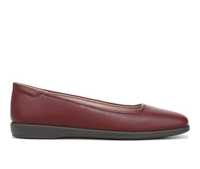 Women's Naturalizer Soft-Touch Flats in Cranberry color
