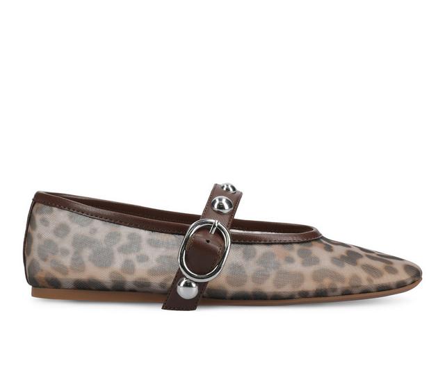 Women's Journee Collection Naveah Flats in Snow Leopard color