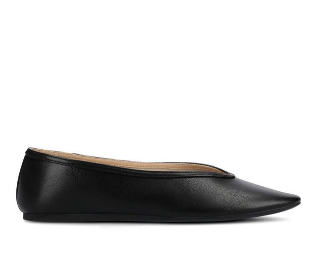 Women's Journee Collection Fortune Flats in Black color