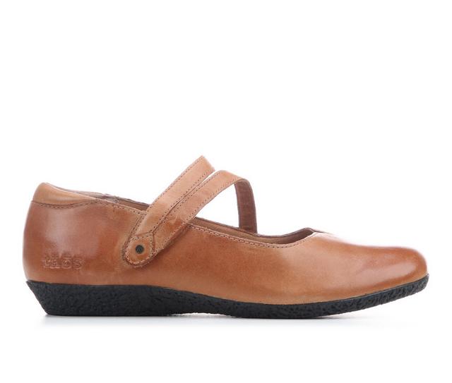 Women's TAOS Banter Flat in Caramel color