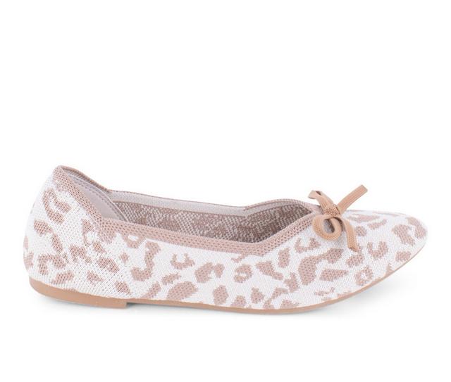 Women's Tahari Tortuga Flats in Beige Cheetah color