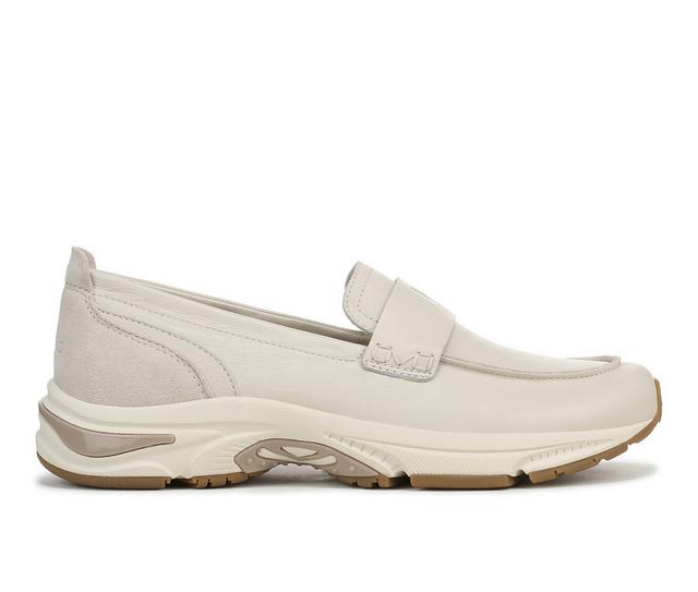 Women's Vionic Walk Roam Loafer Loafers in Cream color