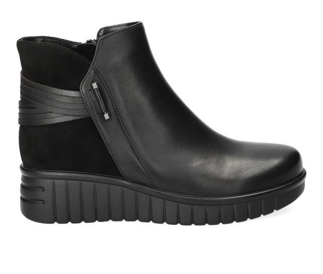 Women's Bella Vita Sueann Booties in Black color