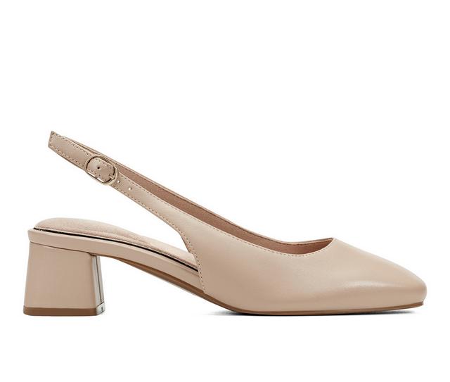 Women's Rockport Total Motion Danna Pumps in Light Natural color