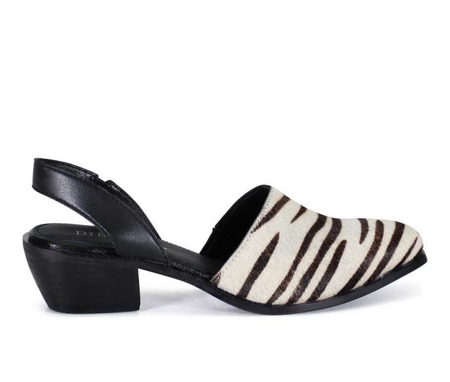 Women's DIBA TRUE Pri Ority Flats in Zebra/Black color