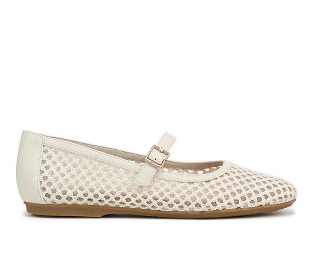 Women's Dr. Scholls Wren Flats in Off White color