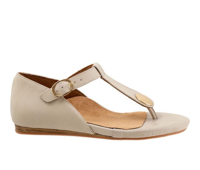 Women's Softwalk Charlotte Sandals in Ivory color