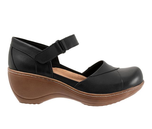 Women's Softwalk Miri Heeled Clogs in Black color