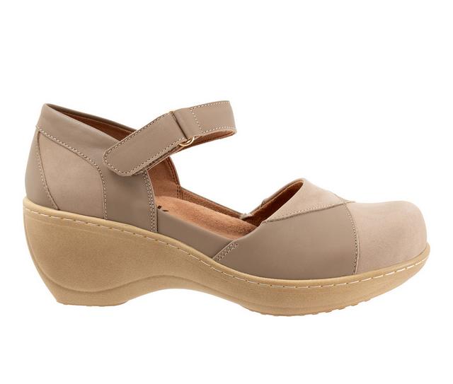 Women's Softwalk Miri Heeled Clogs in Taupe color
