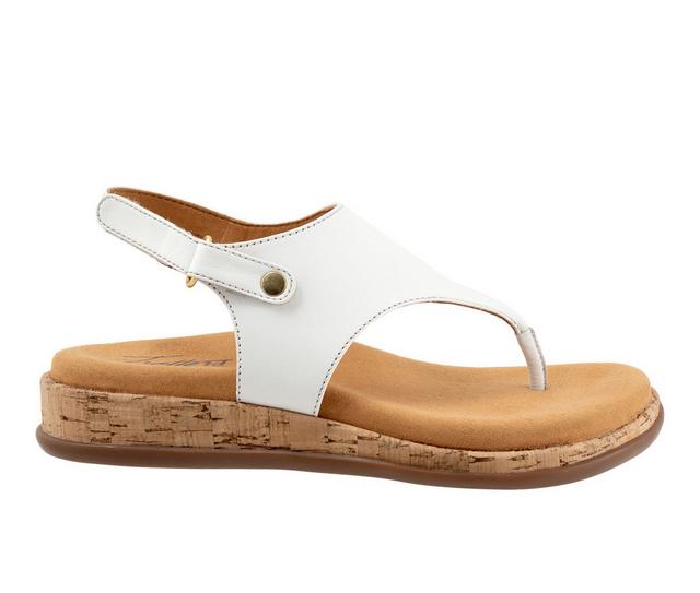 Women's Trotters Garret Sandals in White color
