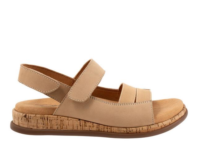 Women's Trotters Gemini Footbed Sandals in Beige color