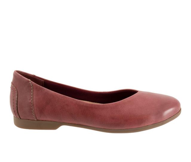 Women's Trotters Iris Flats in Cherry color