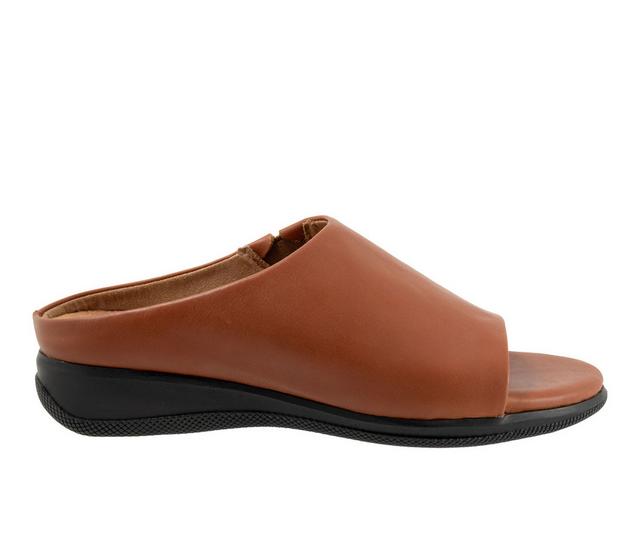 Women's Softwalk Turner Sandals in Luggage color
