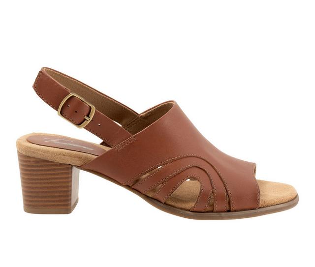 Women's Trotters Mariam Pumps in Luggage color