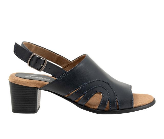 Women's Trotters Mariam Pumps in Navy color