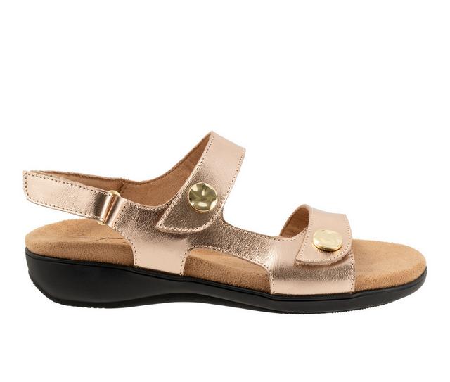 Women's Trotters Romi Metallic Sandals in Champagne color