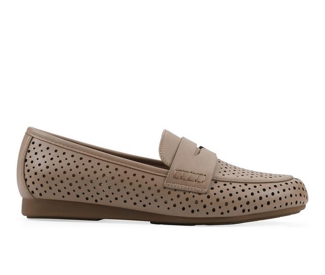 Women's White Mountain Wallace Loafers in Sand color